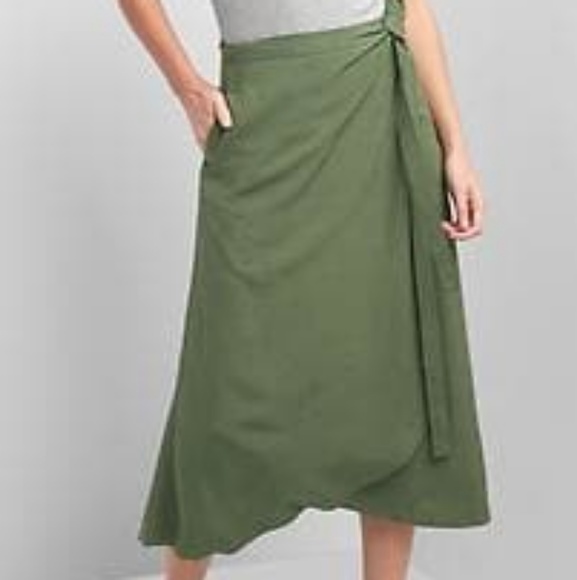 wrap skirts with pockets